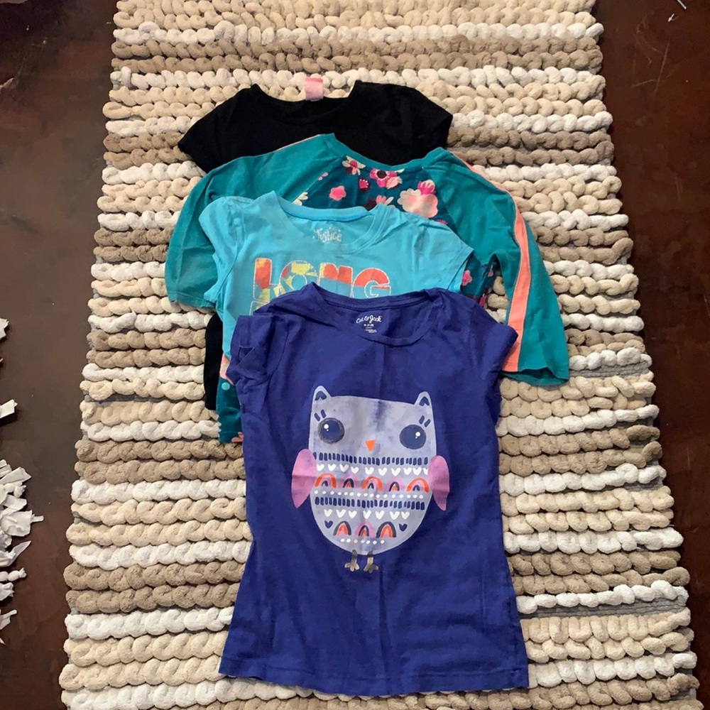 4 Piece T-shirts. For girls.💜💚💚💛🧡🖤❤️🤍🤎